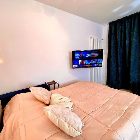Alice Silver Apartman